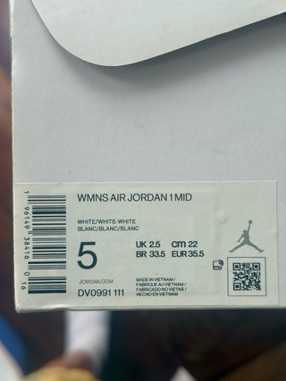 Nike Air Jordan 1 Mid Talla 35.5 Nuevas