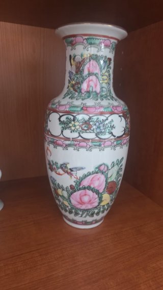 Jarrón de porcelana multicolor