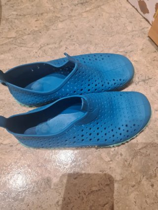 Zapatillas de agua azules