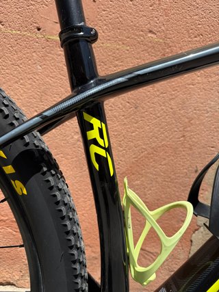 Bicicleta Scott Scale RC pro
