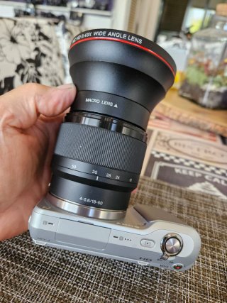 Obiettivo Sony E-mount 18-50mm