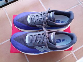 Zapatillas New Balance FuelCell Rebel 5