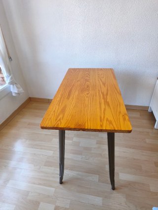 Mesa comedor madera y metal estilo industrial