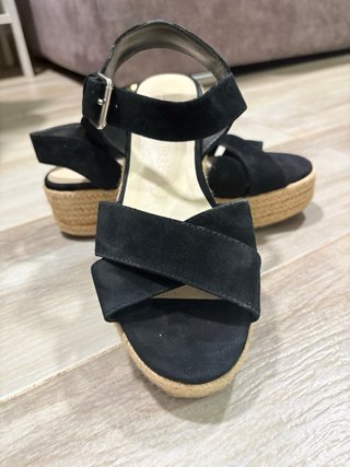 Sandalias Bimba y Lola Negras