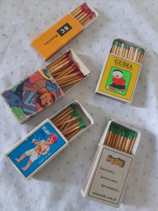 Collezione di 5 scatole di fiammiferi antichi