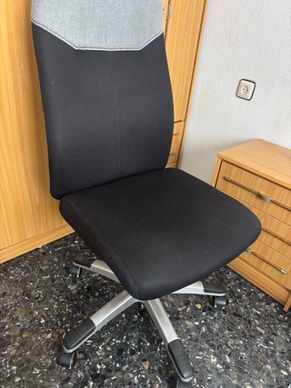 Silla de escritorio sin brazos
