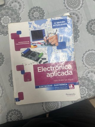 Libro para grado medio de telecomunicaciones