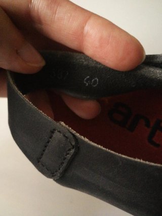 Sandalias Art Talla 40 Negras Rojas