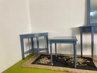 CONJUNTO TOCADOR MESITAS DE NOCHE +RINCONERA
