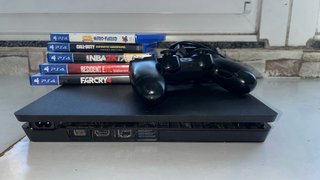 Consola PS4 Negra + 6 Juegos Incluido GTA