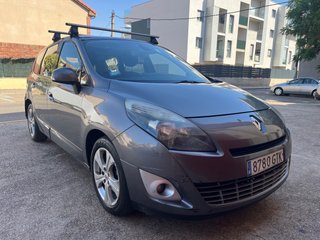 Renault Grand Scenic 2010