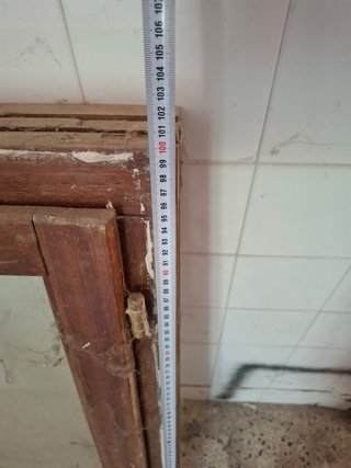 Ventana de madera con doble cristal