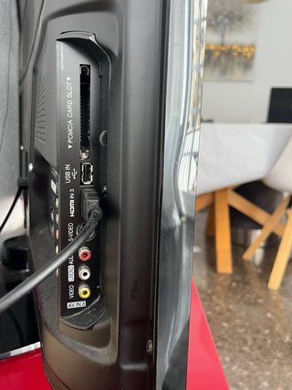 Televisor LG modelo 42PQ2000 de 42 pulgadas