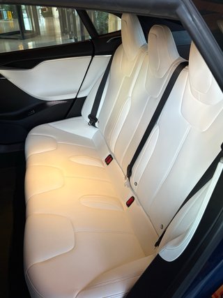 Tesla Model S 2018