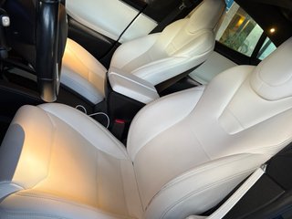 Tesla Model S 2018