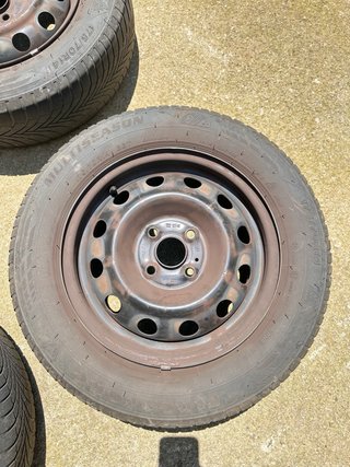 Llantas con neumáticos 14”/5,5”- 175/70
