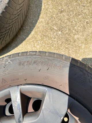 Llantas con neumáticos 14”/5,5”- 175/70