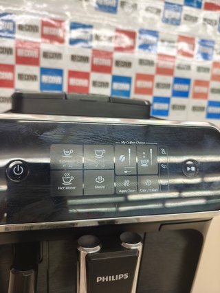 Macchina da caffè espresso automatica Philips Serie 2200 con schiumalatte