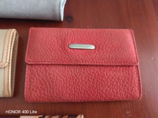 Lote de billeteras y monederos