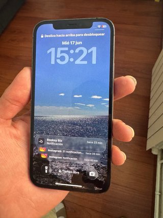 iPhone 12 pro256GB Plata