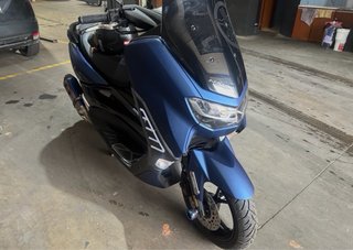 Yamaha NMAX Scooter Automático