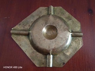 Cenicero vintage latón/bronce decorado