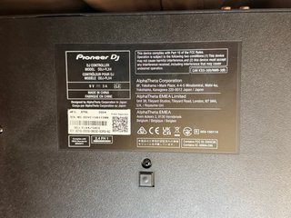 Controladora DJ Pioneer DDJ-FLX4