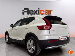 Volvo XC40 2.0 B3 G Essential Auto