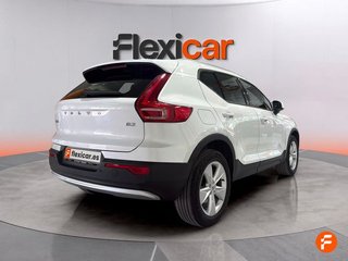 Volvo XC40 2.0 B3 G Essential Auto