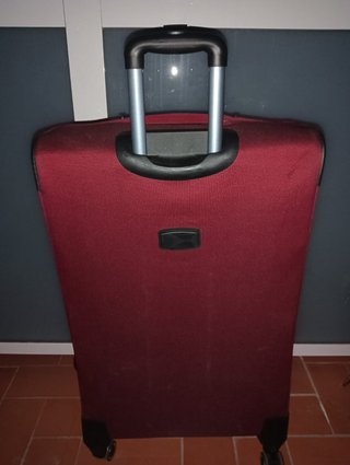 Maleta Grande Roja 23kg