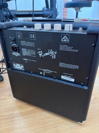 Amplificador Fender Rumble 15