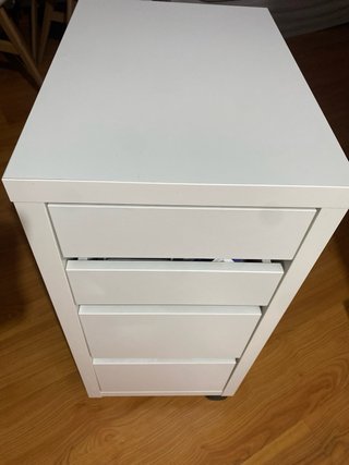 Escritorio y Cajonera serie MICKE IKEA
