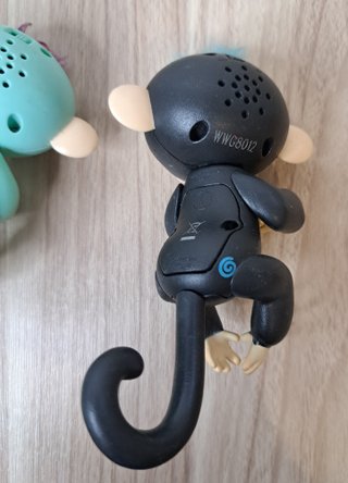 Lotto 2 Fingerlings Scimmiette Interattive WowWee