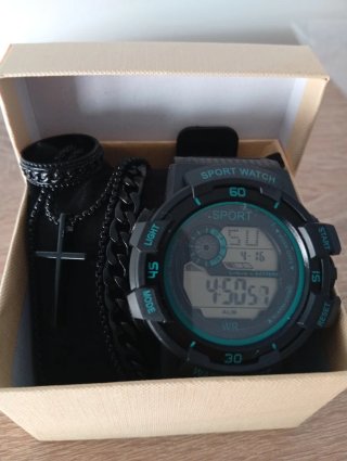 Set de reloj, pulsera, cadena y anillo