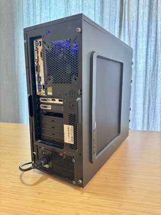 PC Gigabyte Intel i5 8GB RAM