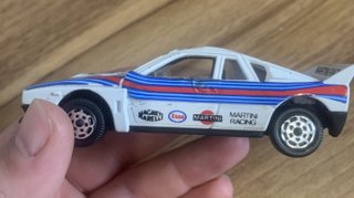 Lotto 2 Hot Wheels Lancia Rally 037 Martini