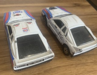 Lotto 2 Hot Wheels Lancia Rally 037 Martini