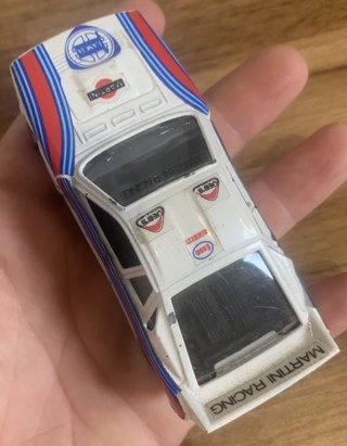 Lotto 2 Hot Wheels Lancia Rally 037 Martini