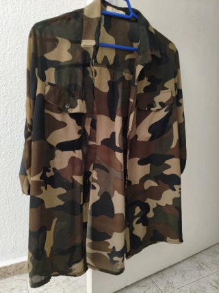 Camisa ZARA camuflaje transparente talla única