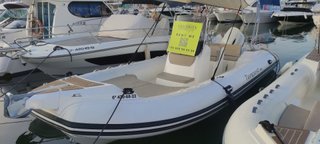 Embarcación Capelli Tempest 700 – Suzuki 200 CV