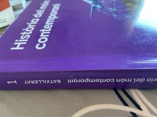 Libro historia món  contemporani