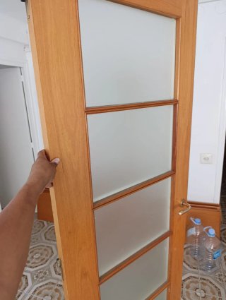 Puerta de interior con 5 cristales