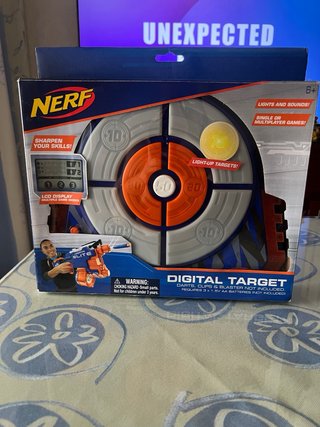 Pack 3 Pistolas Nerf +Diana electrónica + 50 balas