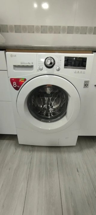 Lavadora LG 8kg DirectDrive