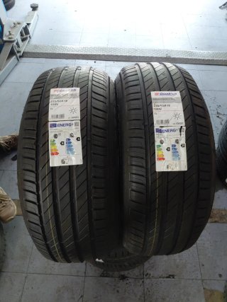 235/55R18 100V BF GOODRICH