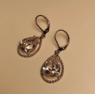 Pendientes de lágrima con circonita plateados