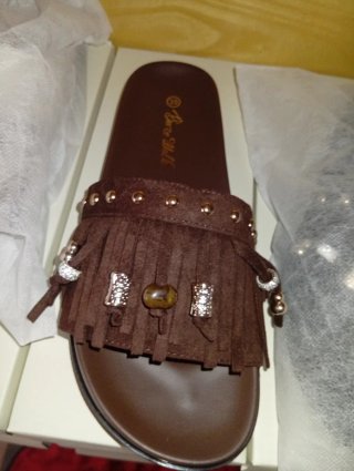 Chanclas Beige y Doradas Mujer hay todas las talla