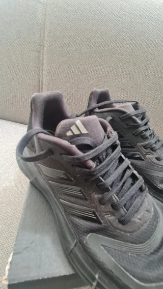 Scarpe da ginnastica Adidas nere taglia 39 1/3