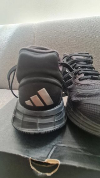 Scarpe da ginnastica Adidas nere taglia 39 1/3