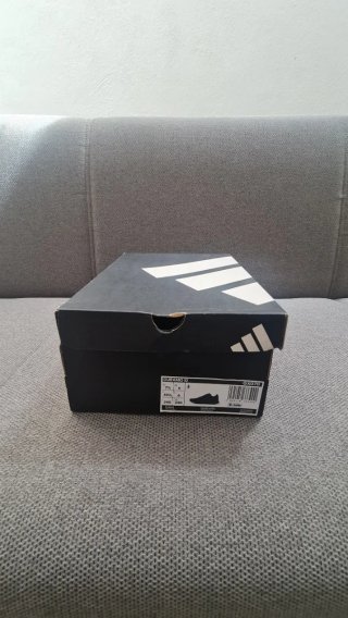 Scarpe da ginnastica Adidas nere taglia 39 1/3